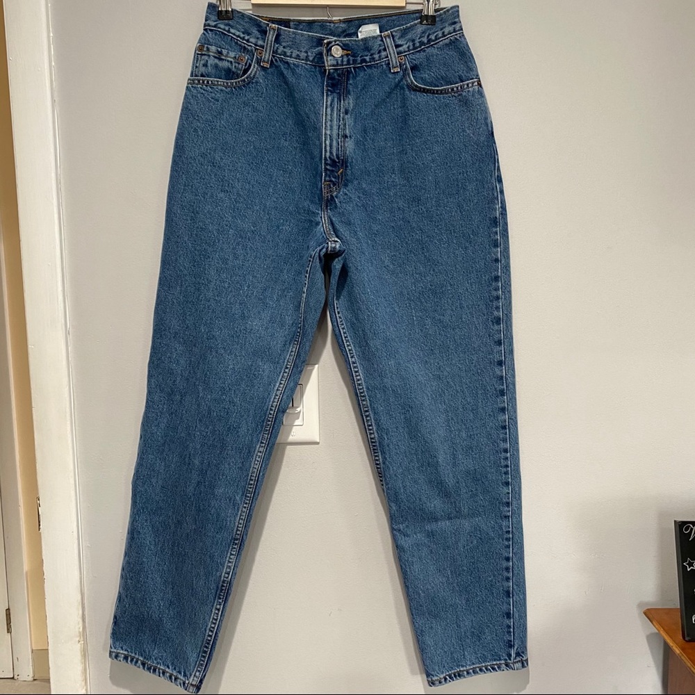 Vintage Levi’s 550 Relaxed Fit Tapered Leg Jeans Size 14M